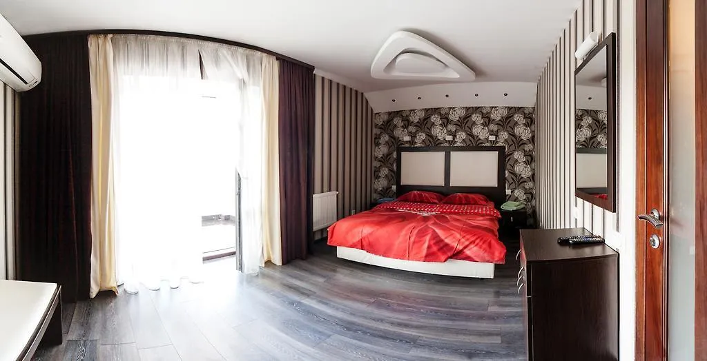 Home Comfort Livoberezhna Iec Kiev Aparthotel
